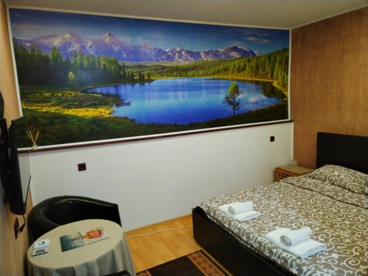 Fun Rooms Sobe Prenociste Borca Buitenkant foto