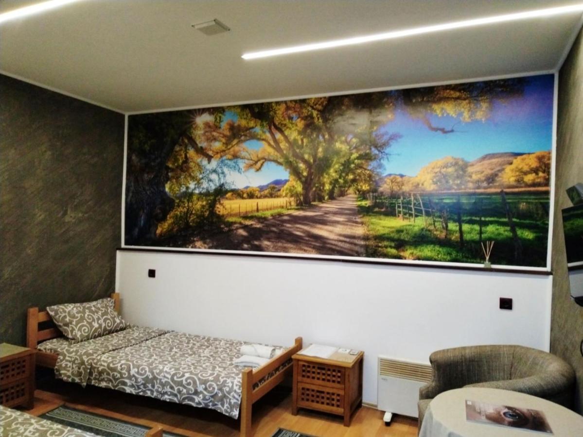 Fun Rooms Sobe Prenociste Borca Buitenkant foto