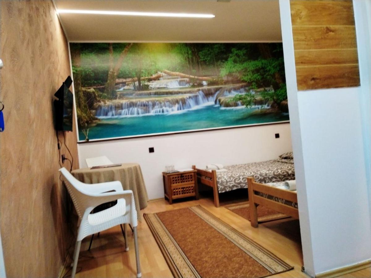 Fun Rooms Sobe Prenociste Borca Buitenkant foto