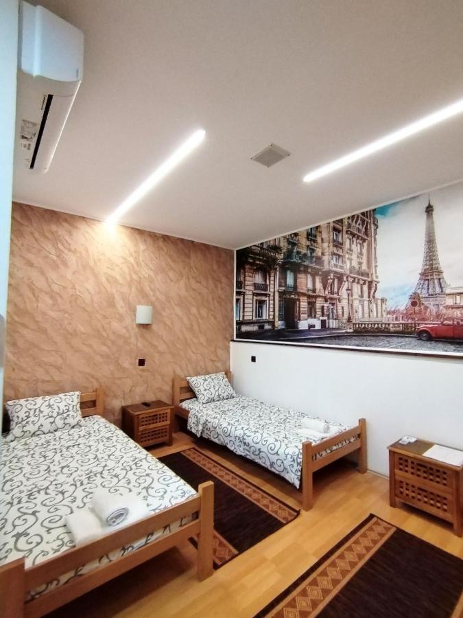 Fun Rooms Sobe Prenociste Borca Buitenkant foto